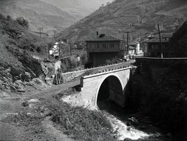 Estación de Puente de los Fierros de la línea de León a Gijón