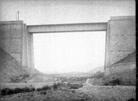 Puente sobre la rambla de Novelda en el km 420 de la línea de Madrid a Alicante