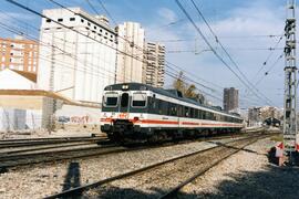 Automotores diésel de la serie 592, 593 y 596 de RENFE, conocidos como "Camellos"