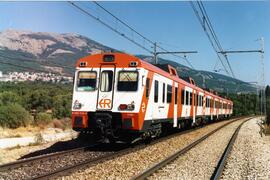 Automotores diésel de la serie 592, 593 y 596 de RENFE, conocidos como "Camellos"