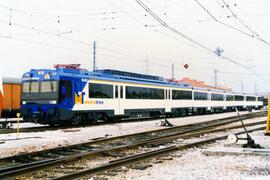 Unidades eléctricas serie 440 construidas por Construcciones y Auxiliar de Ferrocarriles (CAF), W...