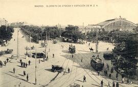 Glorieta de Atocha y estación de Madrid - Atocha, también conocida como del Mediodía