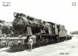 Locomotora de vapor 240-2260 (serie RENFE 240-2241 a 2315 y 240- 2336 a 2425) (Ex serie MZA 1401 ...