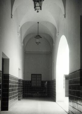 TÍTULO DEL ÁLBUM: Estación de Valencia de Alcántara: nuevo edificio de viajeros / 1ª División Téc...