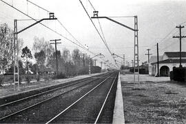 Estación de Segur de Calafell de la línea de Madrid-Atocha a Barcelona-Término (vía Caspe)