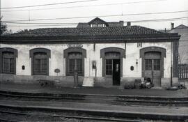Estación de Villalegre (Avilés, Asturias)
