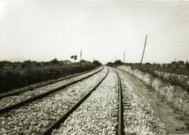 TÍTULO DEL ÁLBUM : Parte semestral de obras / Red Nacional de los Ferrocarriles Españoles. Vía y ...