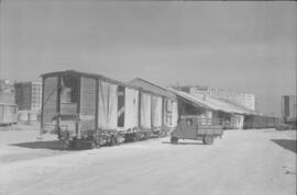 Composiciones de mercancías en la estación de Madrid-Niño Jesús, o de Arganda, de los Ferrocarril...