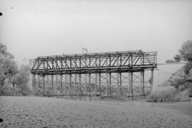 Puente metálico de El Carrascal sobre el río Duero en el km 62,981 de la línea de Valladolid a Ar...