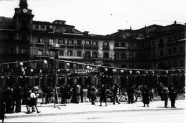 Verbena en la plaza Mayor de Madrid