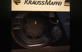 Detalle de un eje de un vehículo fabricado por Krauss Maffei para RENFE