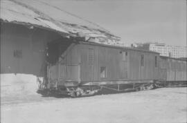 Composición de viajeros en la estación de Madrid-Niño Jesús, o de Arganda, de los Ferrocarriles d...