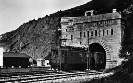 Túnel de la línea de Simplon 1921