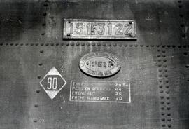 Placas de matriculación y fabricación de la locomotora de vapor "Santa Fe" 151 F - 3122...