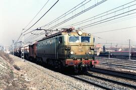 TÍTULO DEL ÁLBUM: RENFE 276