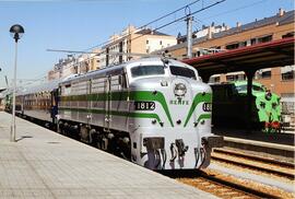 Locomotora diésel - eléctrica 318 - 012 de la serie 318 - 001 a 024 de RENFE, ex 1812, fabricada ...