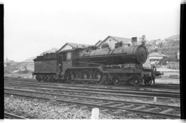 Locomotora de vapor 283 de CP, con rodaje 230, en la estación de Viana do Castelo de la línea de ...