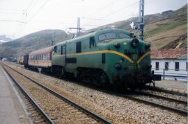 Locomotora eléctrica 7766 de la serie 7700 (Renfe 277)