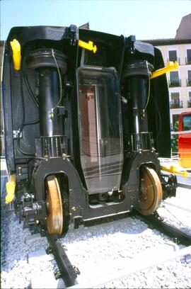 Sección de un coche de Talgo - 200 con elementos de acople