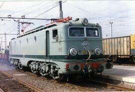 TÍTULO DEL ÁLBUM: RENFE 276