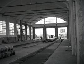 Construcción del nuevo depósito de automotores de la estación de Madrid - Cerro Negro de la línea...