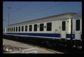 Coche restaurante R 12 - 12903 de la serie R 12 - 12900 de RENFE, procedente de la reforma en 199...