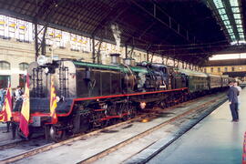 Locomotora de vapor en la estación de Valencia - Término o Valencia - Norte