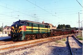 Locomotora diésel - eléctrica 316 - 017 - 0 de la serie 316 - 001 a 017 de RENFE, ex 1617, fabric...