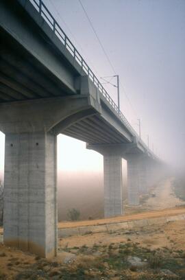 Viaducto sobre el río Tajo