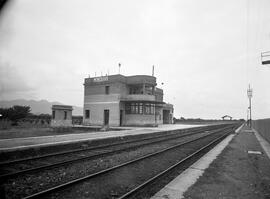 Estación de Moncófar [Moncofa en valenciano] en la línea de Valencia a Tarragona, situado dentro ...