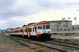Automotores diésel de la serie 592, 593 y 596 de RENFE, conocidos como "Camellos"