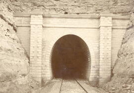 Túnel de la Crehueta en el km 145 de la línea de Samper a Reus