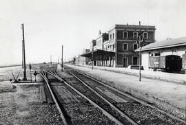 Estación de Mataró de la línea de Barcelona-Término a Massanet-Massanas (vía Mataró)