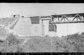 Puente sobre el río Fluviá