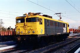 TÍTULO DEL ÁLBUM: Locomotoras eléctricas de la serie 289 de Renfe  (Ex 8900)