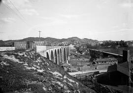 Viaducto sobre el río Miño, en la línea de Zamora a La Coruña