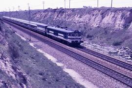 Locomotoras diésel hidráulicas de la serie 354 - 001 a 008 de RENFE, ex. 4000 T, fabricadas por K...