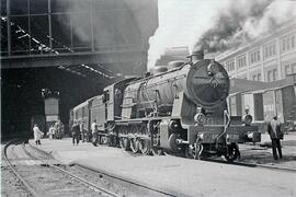 Locomotora de vapor 240 - 2356 de la serie RENFE 240-2241 a 2315 y 240- 2336 a 2425) (Ex serie MZ...