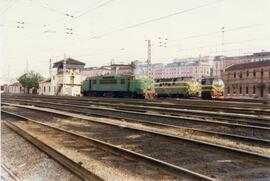 Locomotora diésel hidromecánica de la serie 340 - 001 a 032 de RENFE, ex. serie 4001 a 4032, junt...