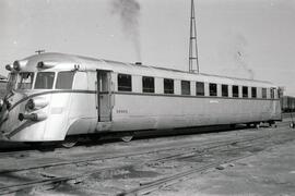Automotor térmico diésel Fiat de la serie 9215 a 9226 de RENFE "Littorina", ex Norte se...