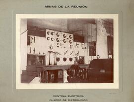 Detalle del cuadro de distribución de la central eléctrica de las Minas de La Reunión