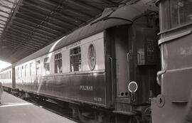 Coche - salón Pullman 4029 detenido en la estación París - Nord