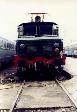 Locomotora eléctrica serie 275 (ex 7507), fabricada entre 1944 y 1945 por Brown Boveri y Oerlikon...
