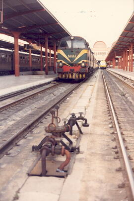 Tren especial  con destino Soria en la estación de Chamartín en Madrid