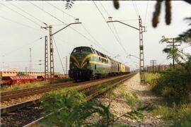 Locomotora diésel hidromecánica 340 - 032 - 2 de la serie 340 - 001 a 032 de RENFE, ex. 4032 de l...