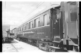 Coche restaurante WR 2747 de la Compañía Wagons Lits, detenido en la estación de Madrid - Chamartín