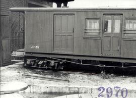 Vagón J fh 135 de de la Compañía de los Ferrocarriles y Transportes Suburbanos de Bilbao (FTS), d...