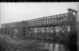 Puente de Guarrizas I, de dos tramos, en el km 283,743 de la línea de Manzanares a Córdoba, dentr...