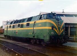 Locomotora de línea serie 340 - 024 - 9 (ex 4024)