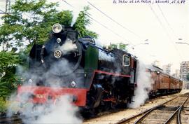 Tren de la Fresa saliendo de Delicias traccionado por la locomotora de vapor "Mikado" 1...